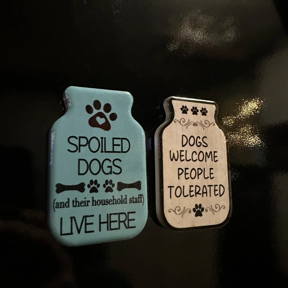 Magnet Set of 2 for Dog Lovers Adorable Kitchen Magnet Fridge or Anywhere NWT